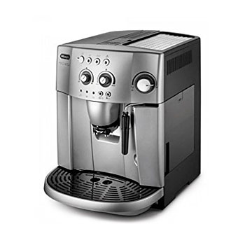 De'Longhi Magnifica Bean to Cup Espresso/Cappuccino Coffee Machine
